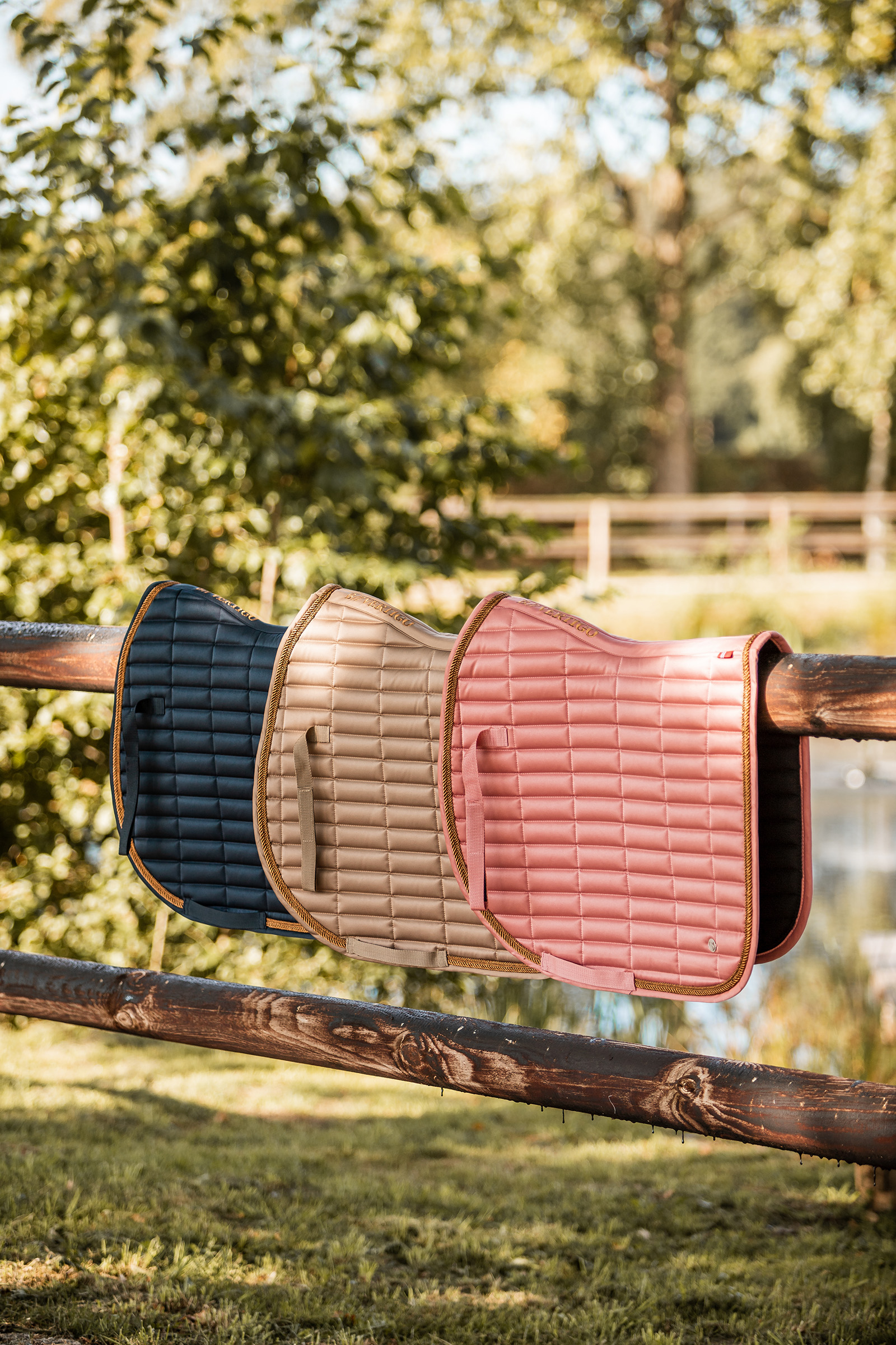 B Vertigo Quinn All Purpose Saddle Pad - Image 4